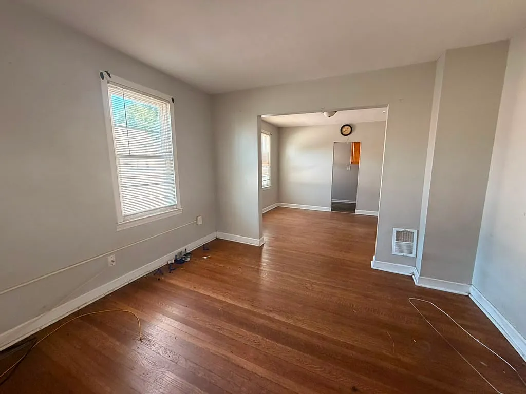 2 bed, $1,650 — Photo 2