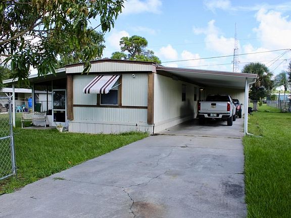 2nd image of 4233 SE 22nd Ct