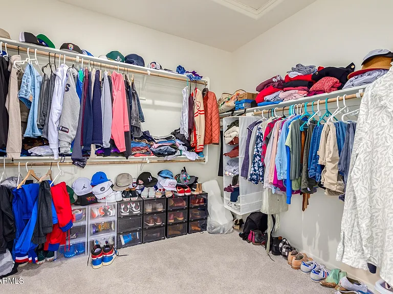 3673 E Stiles Ln — Photo 31