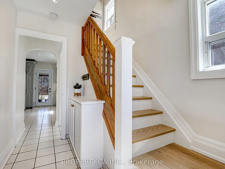 135 Cadorna Ave — Photo 2