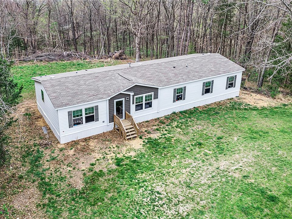 1st image of 202 Silver Ridge Rd