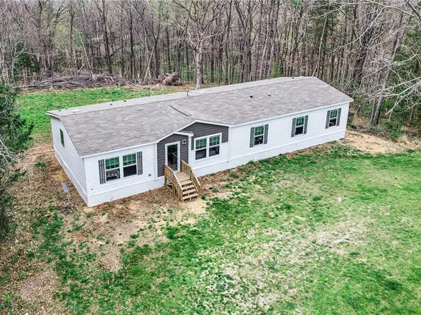 202 Silver Ridge Rd, Eureka Springs, AR 72632