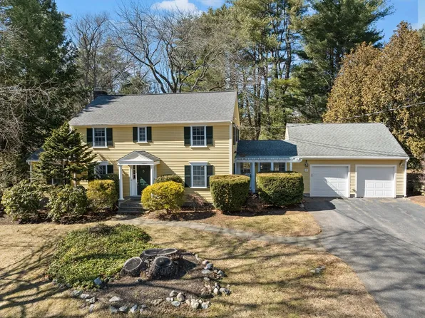 15 Marshall Ter, Wayland, MA 01778