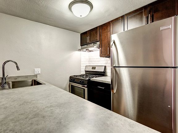 4th image of 1801 1/2 Fortview Rd #108
