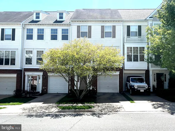 8135 Rainwater Cir, Manassas, VA 20111