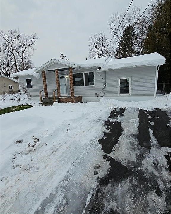 1st image of 109 Mark Dr