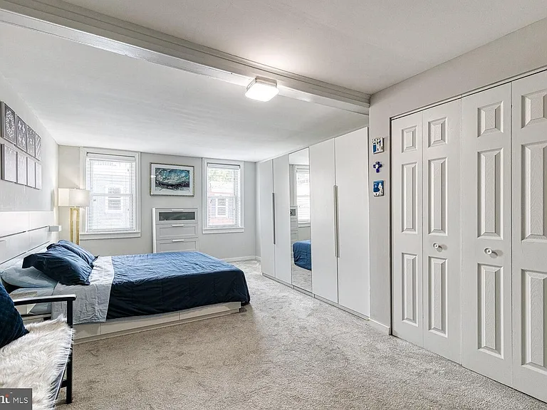 106 S Castle St — Photo 18