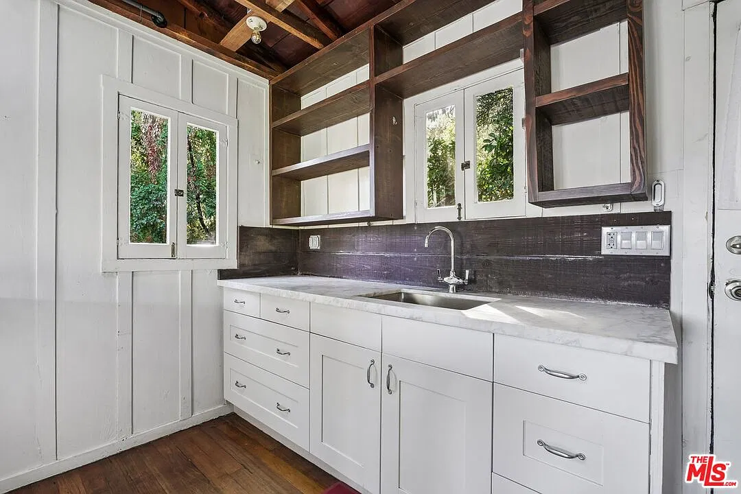1 bed, 1.0 bath, 588 sqft, $4,250 — Photo 3