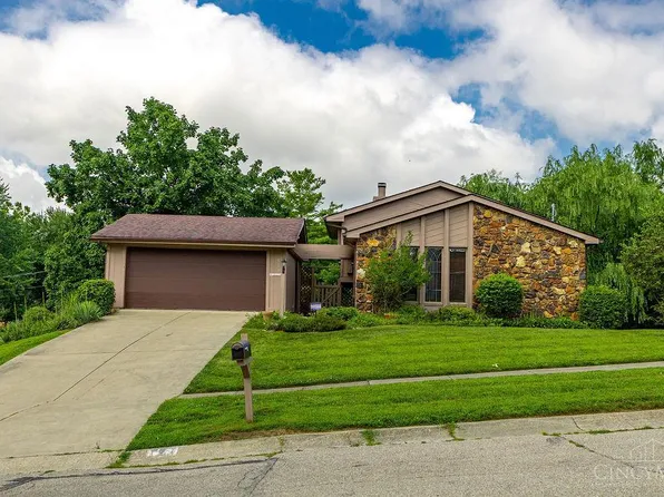 121 Farmington Dr, Hamilton, OH 45013