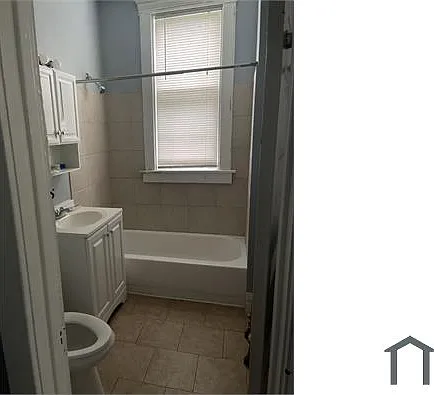 6450 S Parnell Ave #2 — Photo 3