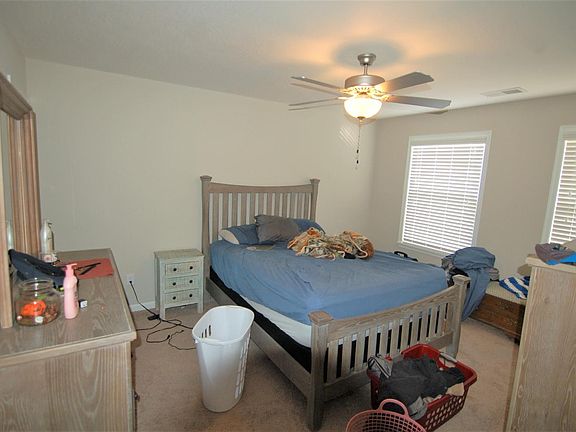 4th image of 210 Blue Sky Way