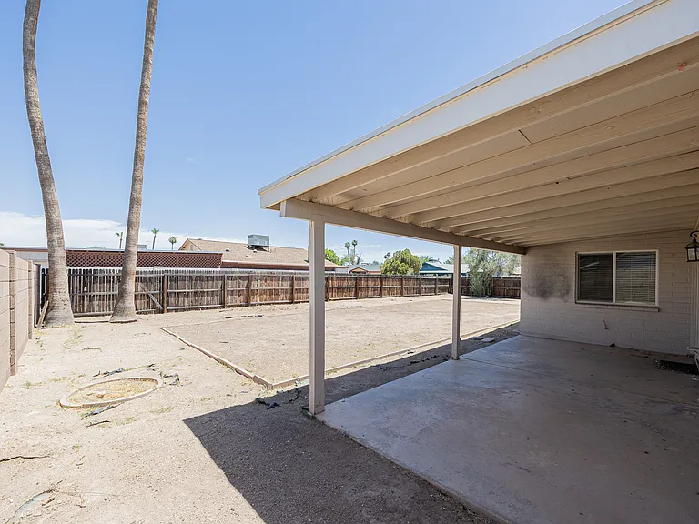 5849 S College Ave — Photo 27