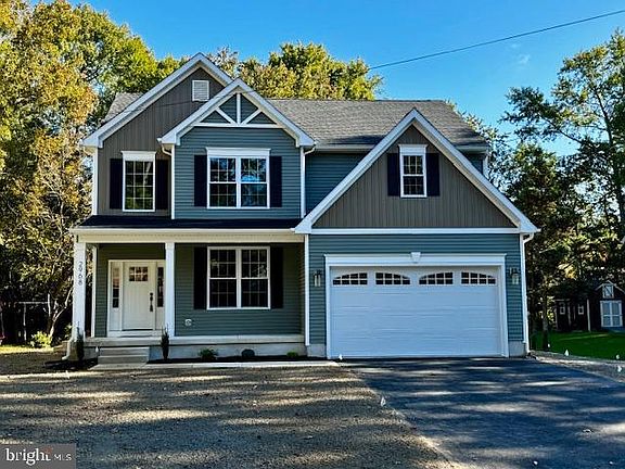 2nd image of 3422 Hawthorn Ct
