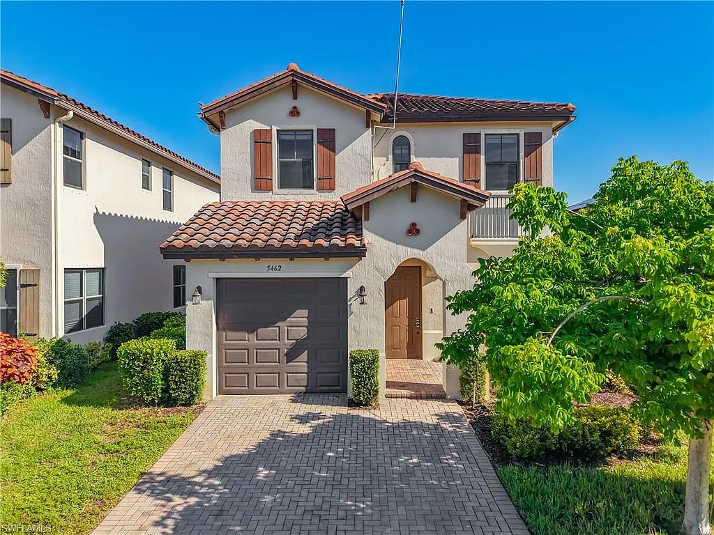 3 bed, 2.5 bath, 1650 sqft, $2,250 — Photo 1