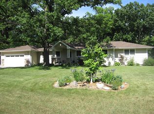 6749 Kingston Dr, Eden Prairie, MN 55346