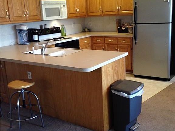 2nd image of 617 NE Swann Cir