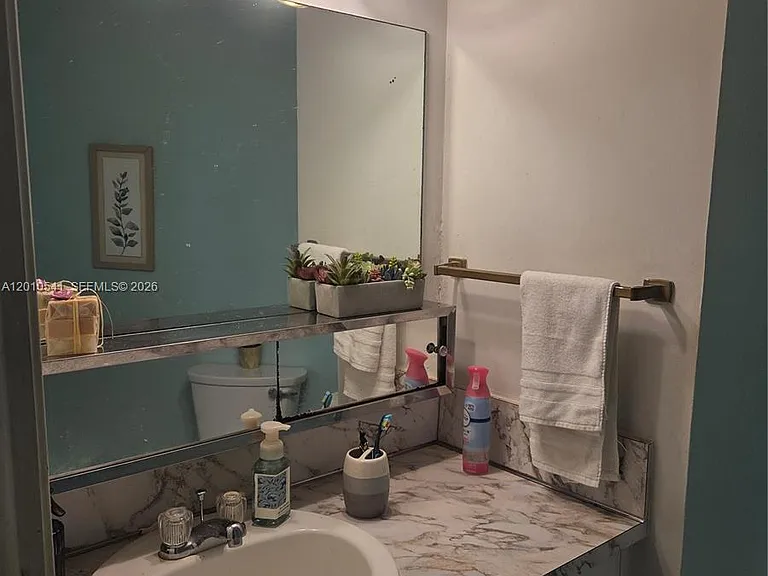 1817 S Ocean Dr #325 — Photo 27