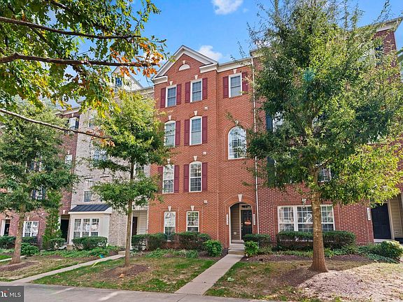 2nd image of 2224 Margraf Cir