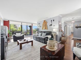 115 Antibes Dr #404, Toronto, ON M2R 2Y9