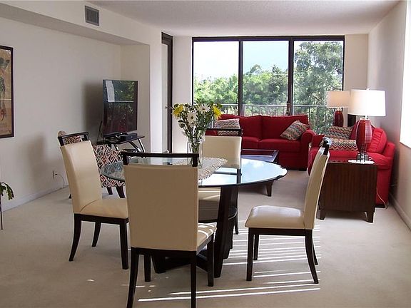 2nd image of 220 Belleview Blvd APT 404