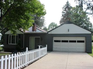 84 Killinger Rd, Clinton, OH 44216