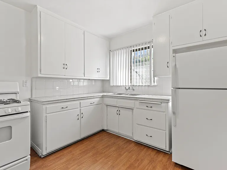 1219 S Bedford St #F — Photo 21