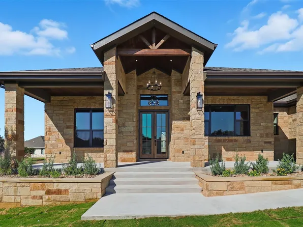 128 Broadgreen Trl, Kingsland, TX 78639