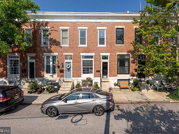 4th image of 1740 Webster St