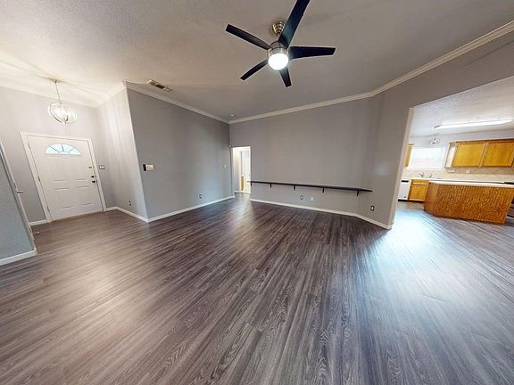 4th image of 106 Cedar Ridge Dr