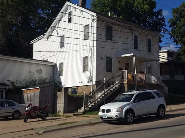 618 University Ave, Dubuque, IA 52001