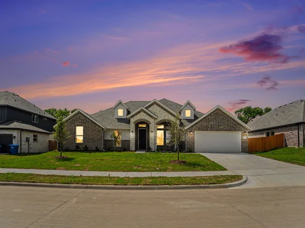 706 Alaina Dr, Desoto, TX 75115