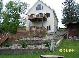 114 Lakeview Dr, Hale, MI 48739