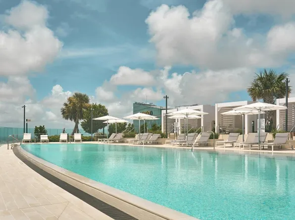 300 Biscayne Boulevard Way, Miami, FL