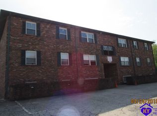 608 N Woodland Dr, Radcliff, KY 40160