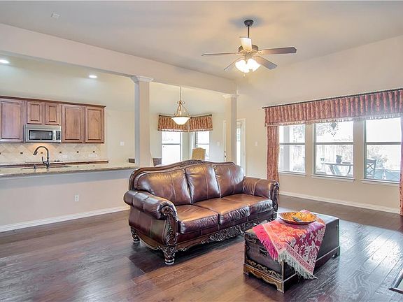 5th image of 15313 Duck Creek Ct