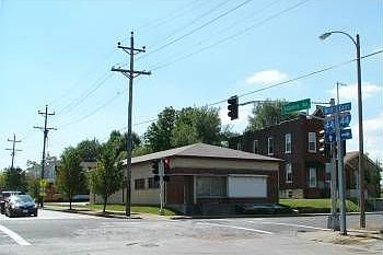 2nd image of 6700 Arsenal St