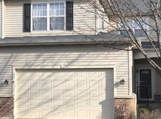 35 Melrose Ct, South Elgin, IL 60177