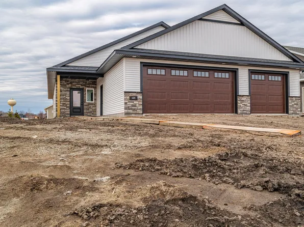109 Eau Claire Ave SE, Hutchinson, MN 55350