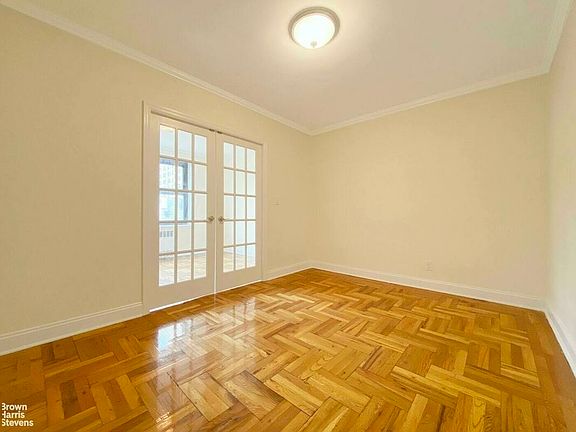 5th image of 70 Irving Pl APT 5d