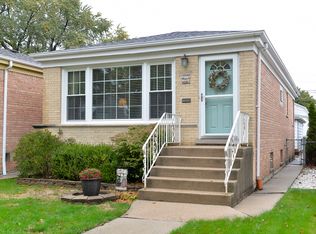 6928 W Summerdale Ave, Chicago, IL 60656