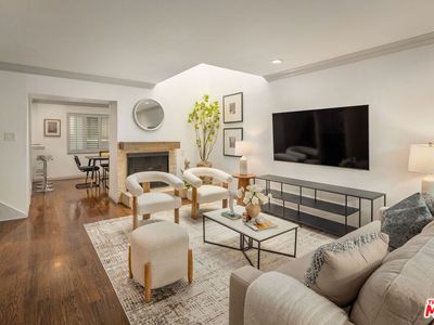 1226 N Kings Rd APT 4, West Hollywood, CA, 90069