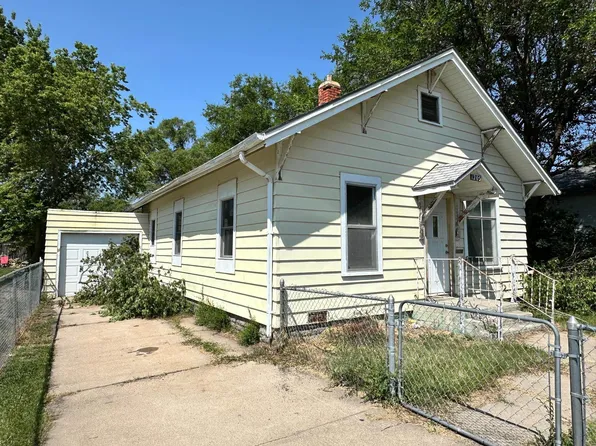 1205 W 9th, North Platte, NE 69101