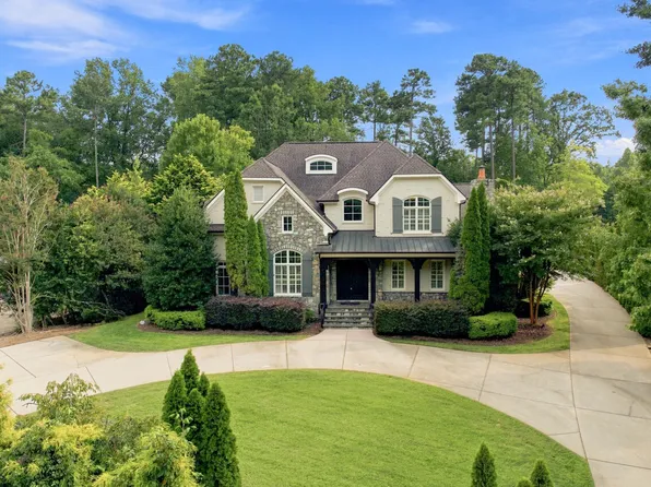 928 Oak Creek Rd, Raleigh, NC 27615