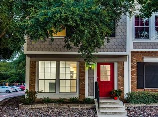 35 Abbey Rd, Euless, TX 76039