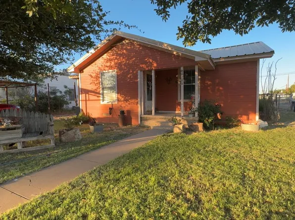 100 N Mary St, Crane, TX 79731