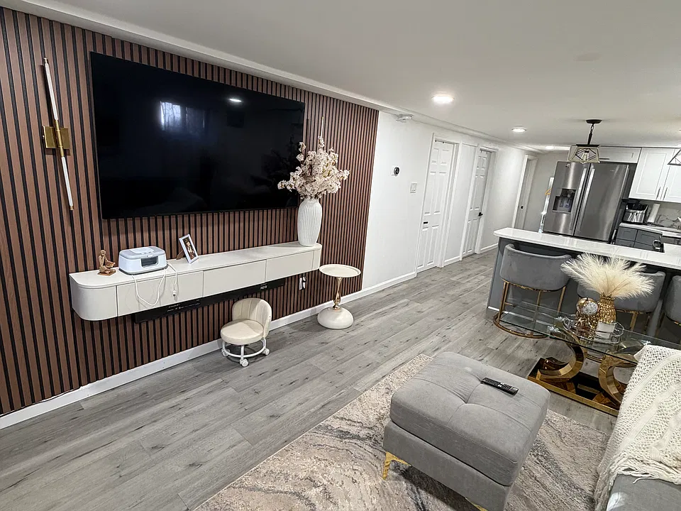 95 Sherbrooke Rd