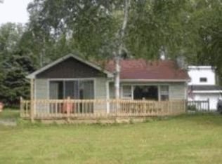15815 E Spring Lake Rd, Valders, WI 54245