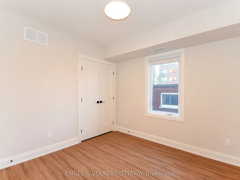35 Monk St #6 — Photo 15