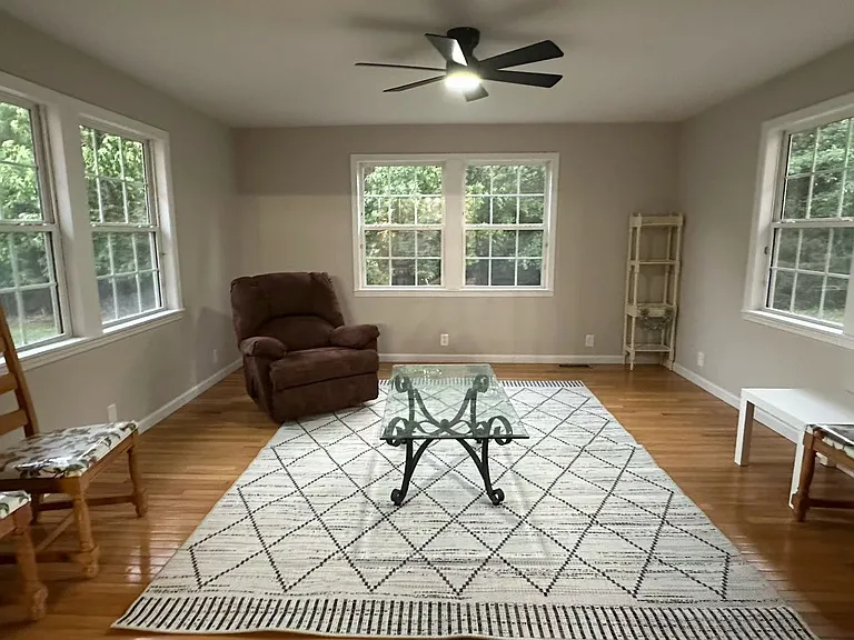 2640 Teamon Rd — Photo 6
