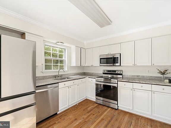 5th image of 7928 Gambrill Ct